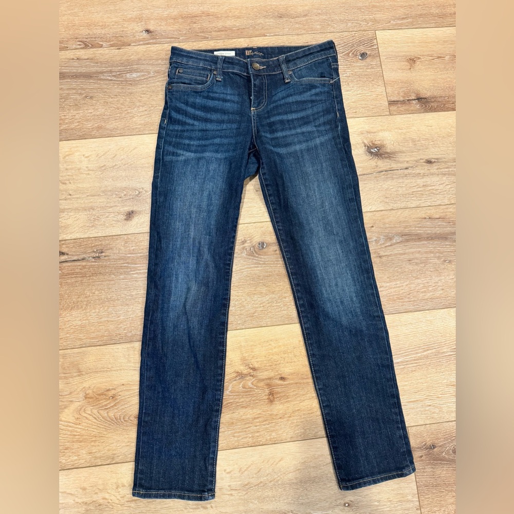 Kut from the Kloth Catherine jeans sz 4